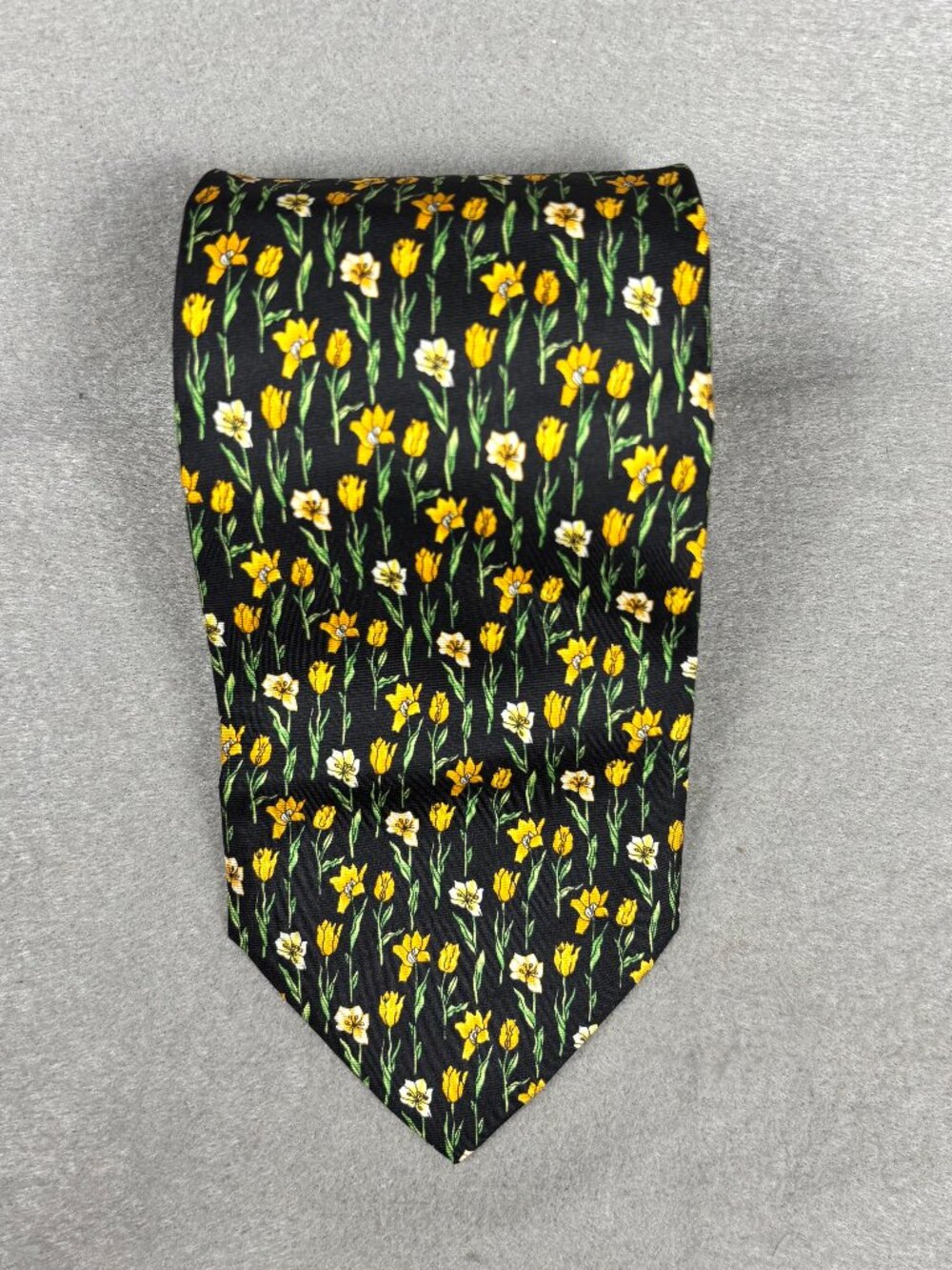 Longchamp Paris Silk Tie Black Yellow Floral Tulip Daffodil Print Made in Italy